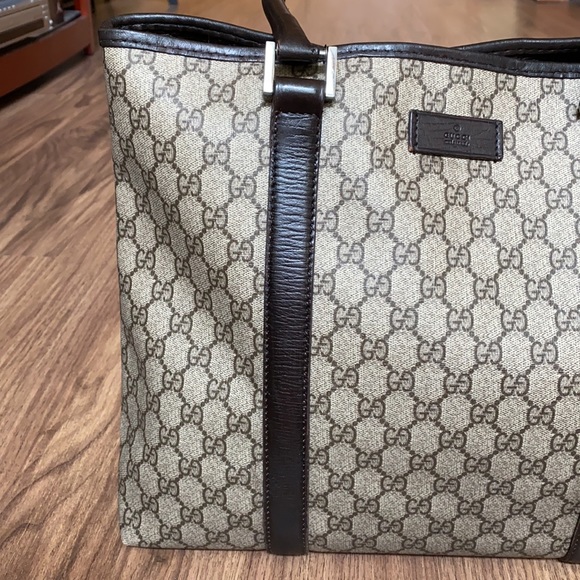 A18- 💯 % athletic Gucci shoulder bag - Picture 8 of 16
